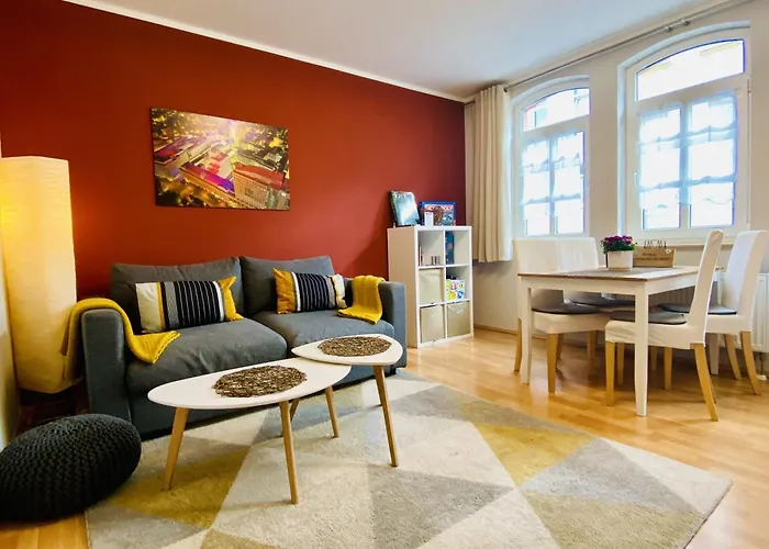 Zentral & Ruhig, Ideal Fuer Home Office Mit Garten